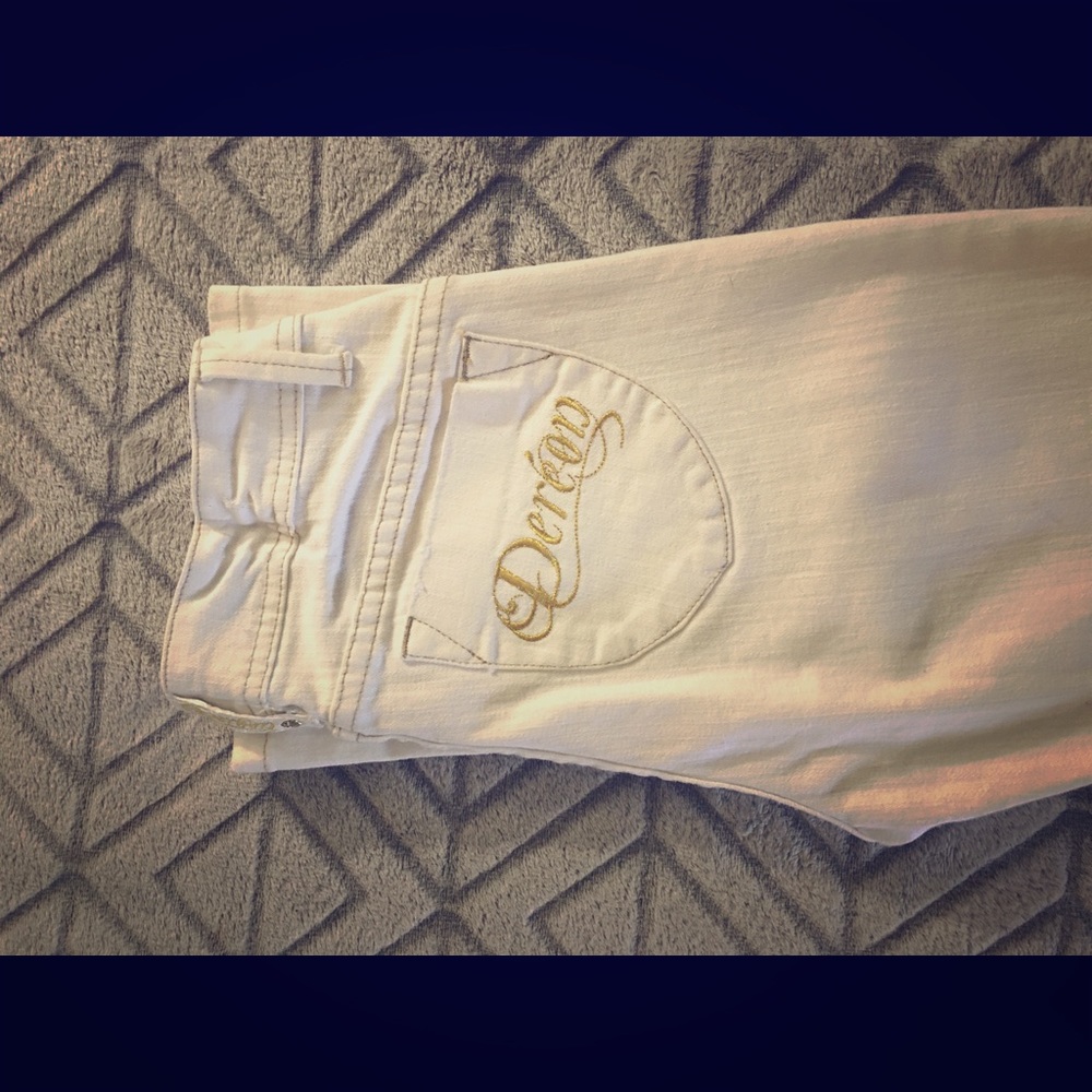 House of Dereon jeans by Beyoncé.